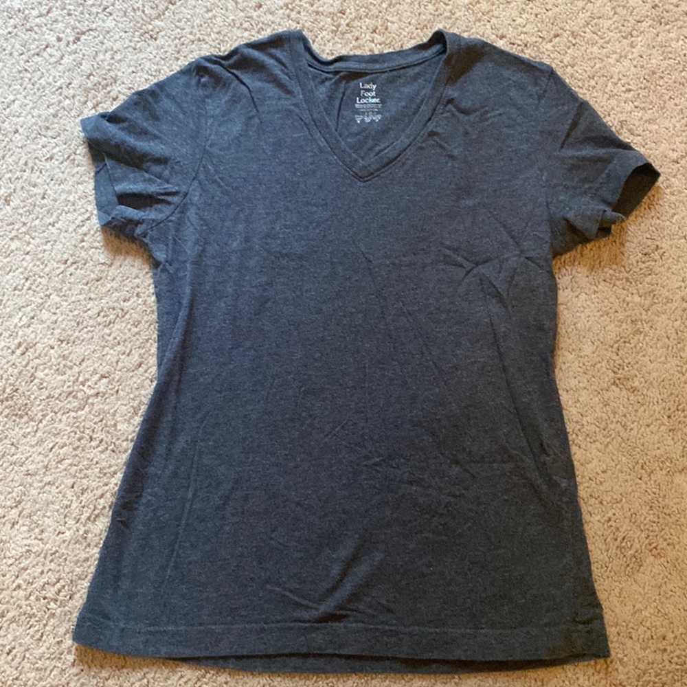 Lady Foot Locker V-Neck T-Shirt - Small